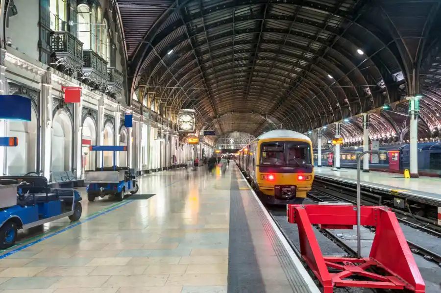 How to Get from Birmingham to Pennington Station? Distance & Travel Info